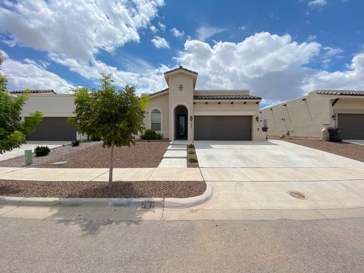East El Paso 4bed/2Bath Refrig A/C! – photo 1