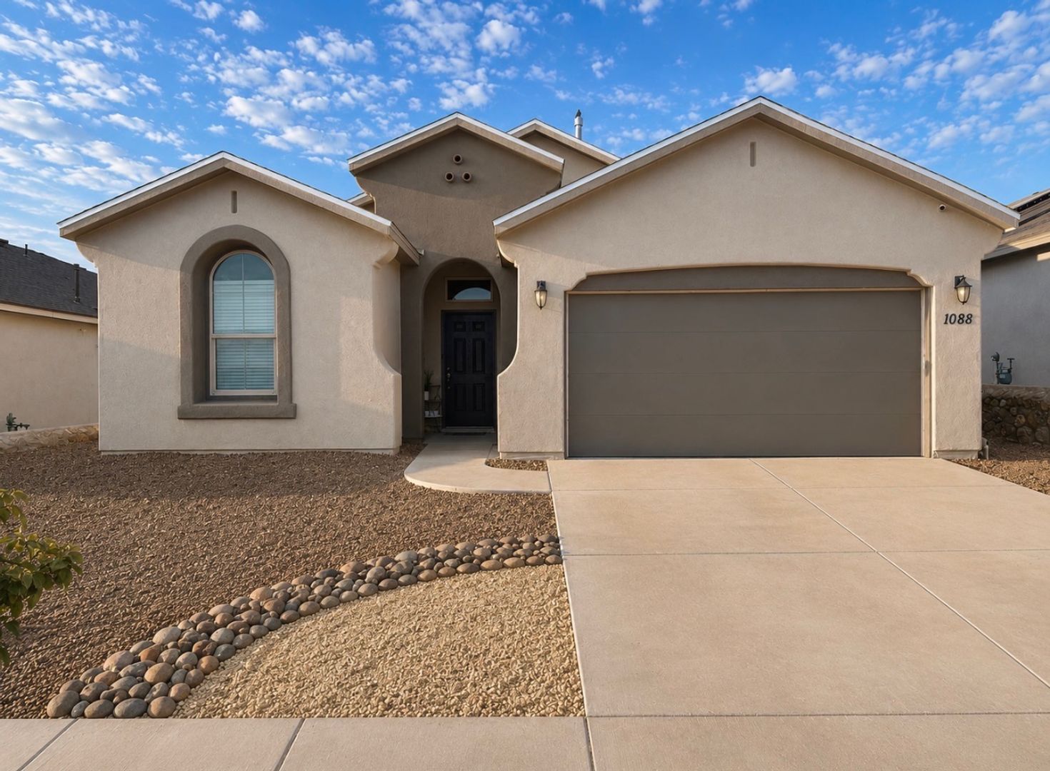 Santa Teresa House: 1088 Bronze Hill