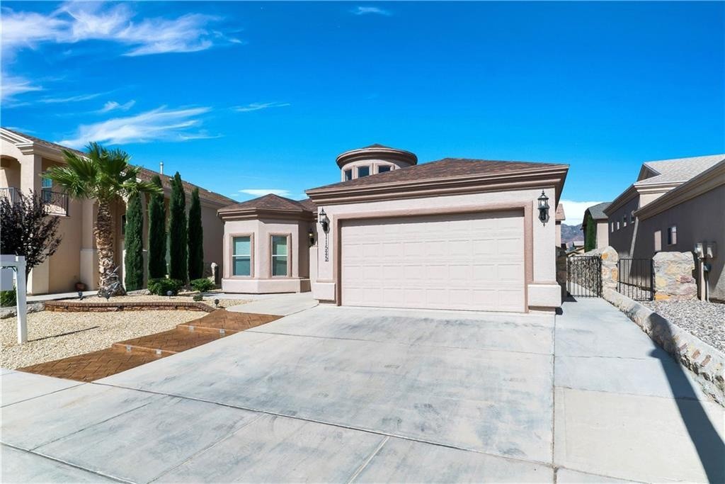 El Paso House: 11525 Porfirio Payan