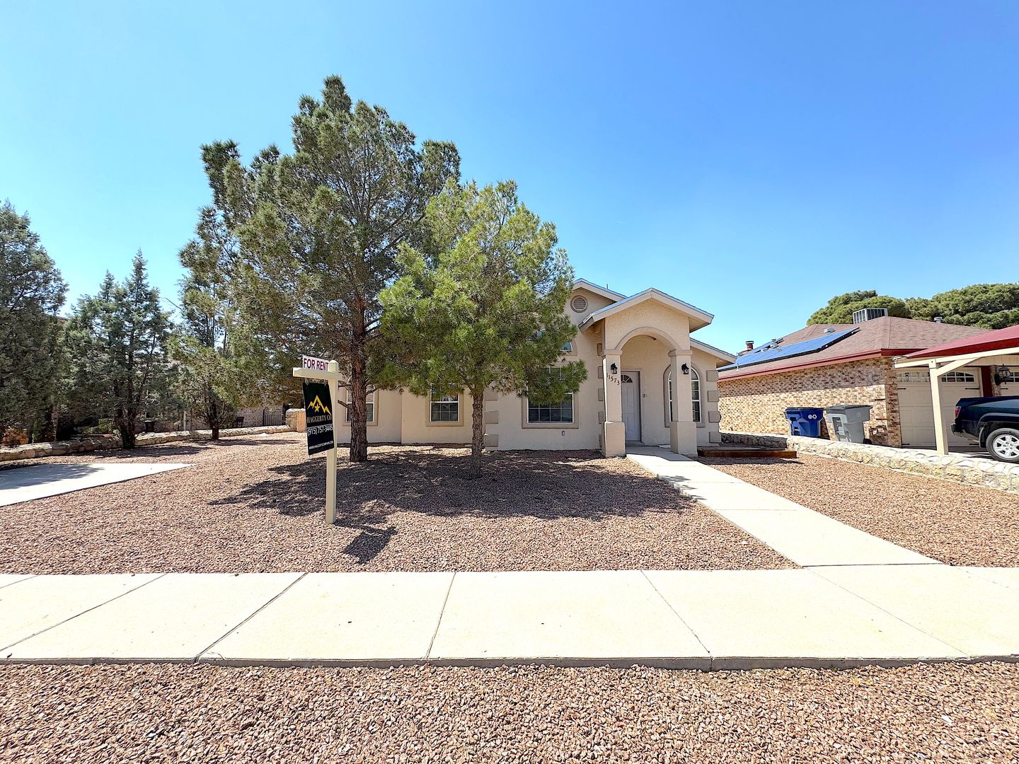 El Paso House: 11573 James Grant Dr.