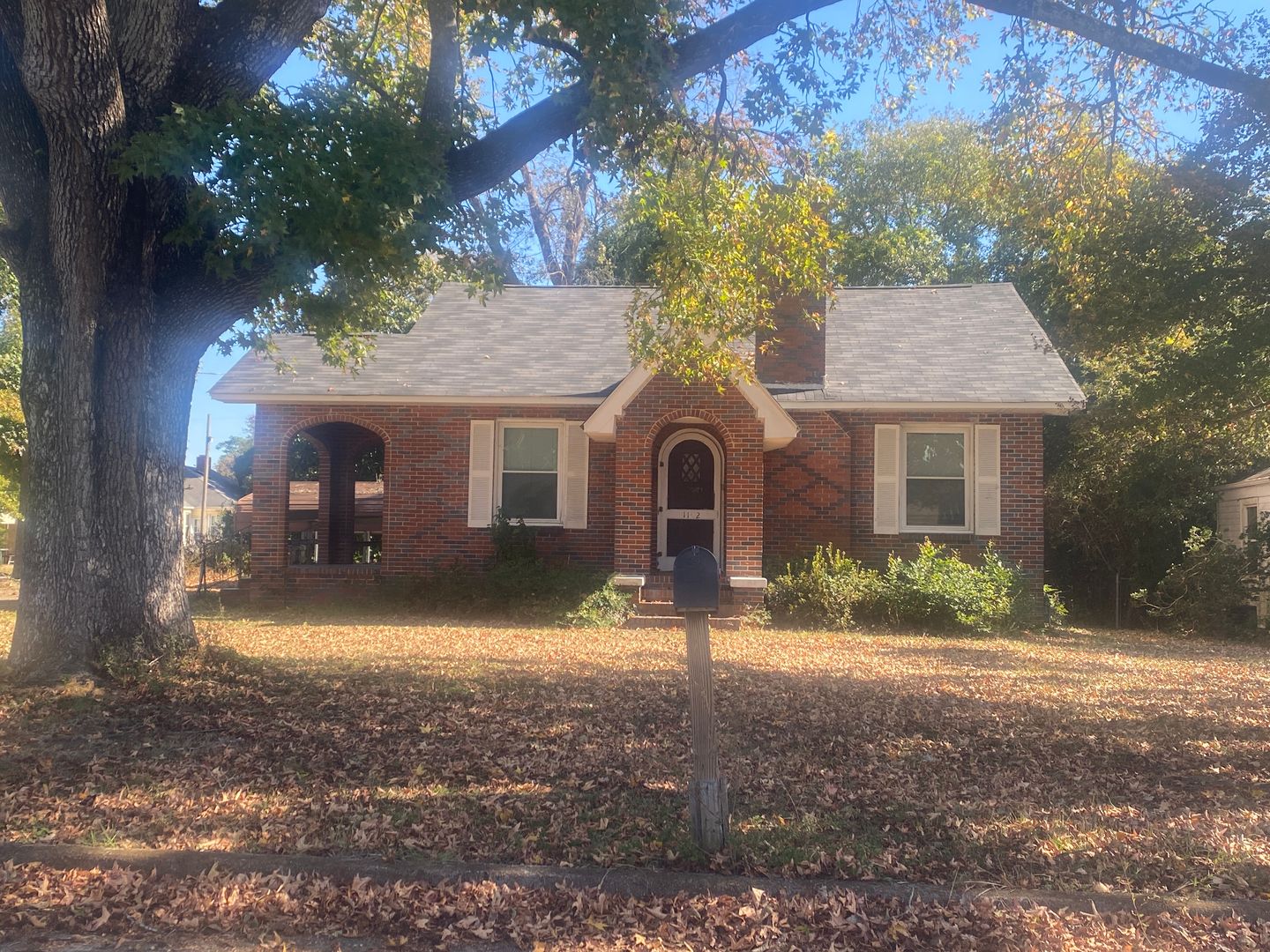 Augusta House: 1102 Murphy St