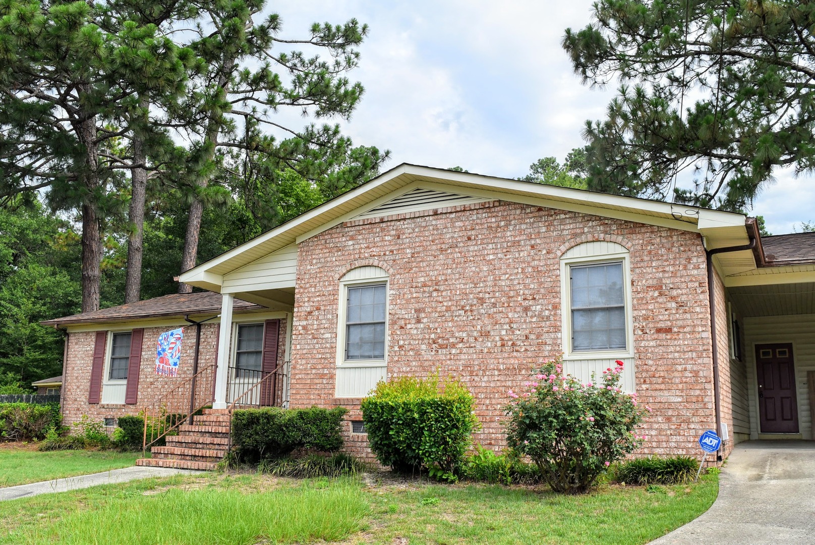 Augusta House: 2105 Hobson Court