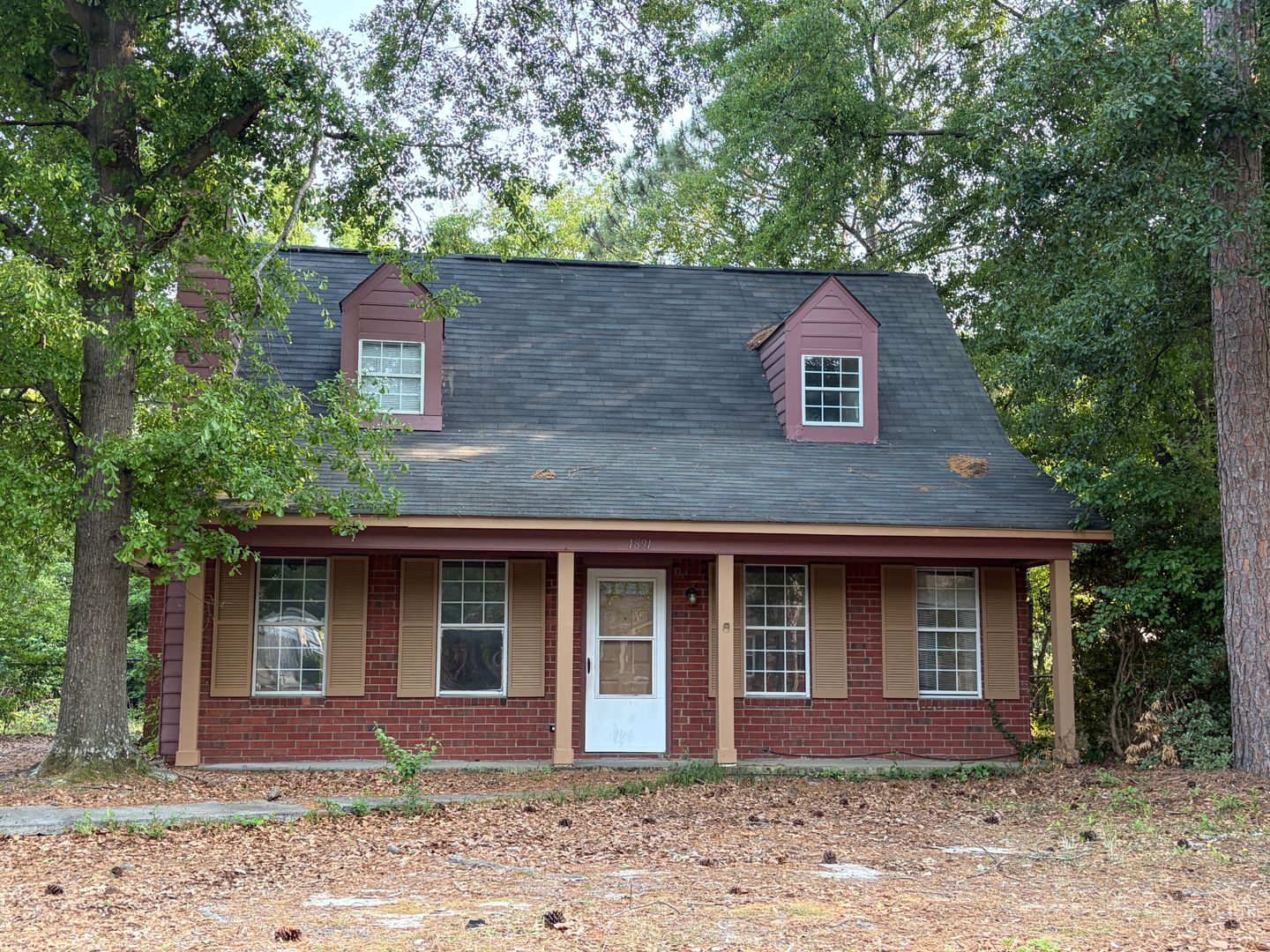 Augusta House: 1891 Neptune Drive