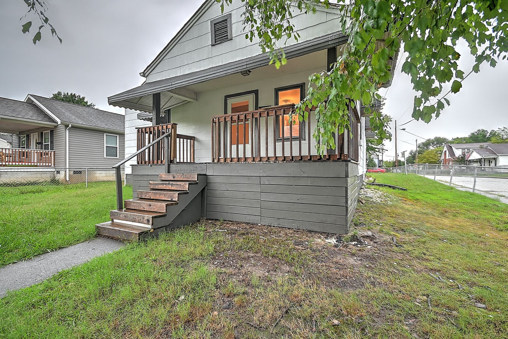 Kingsport House: 1630 Park St