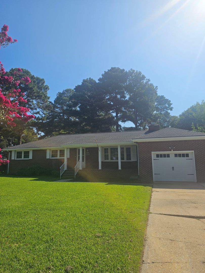 Norfolk House: 7022 Gardner Drive