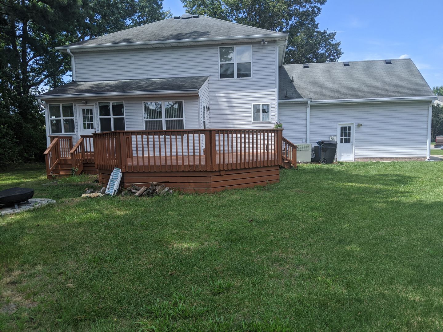 Virginia Beach House: 1500 Lake James Drive