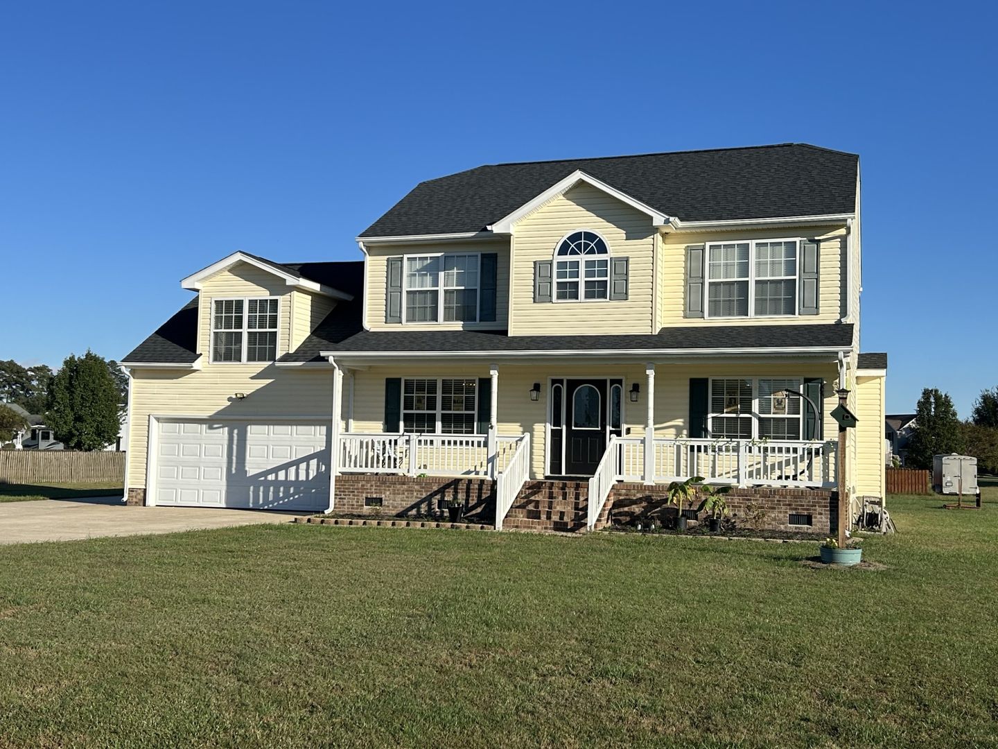 Elizabeth City House: 303 Queenswood Blvd