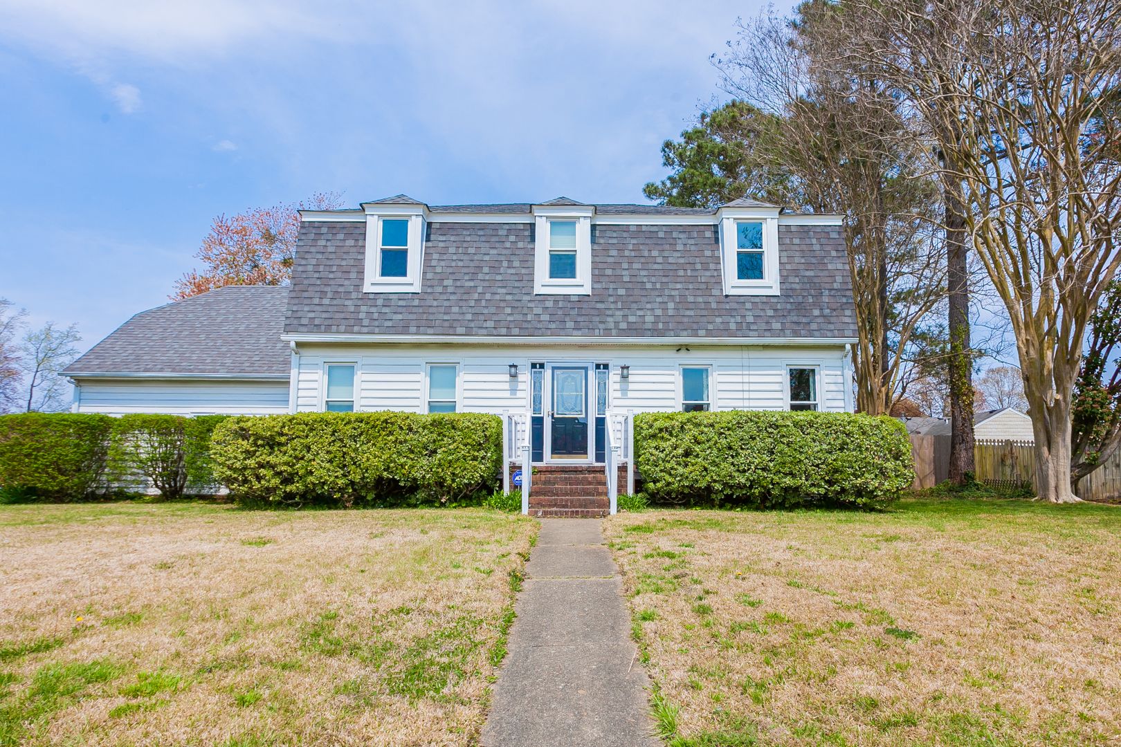 Virginia Beach House: 1180 Red Mill Boulevard