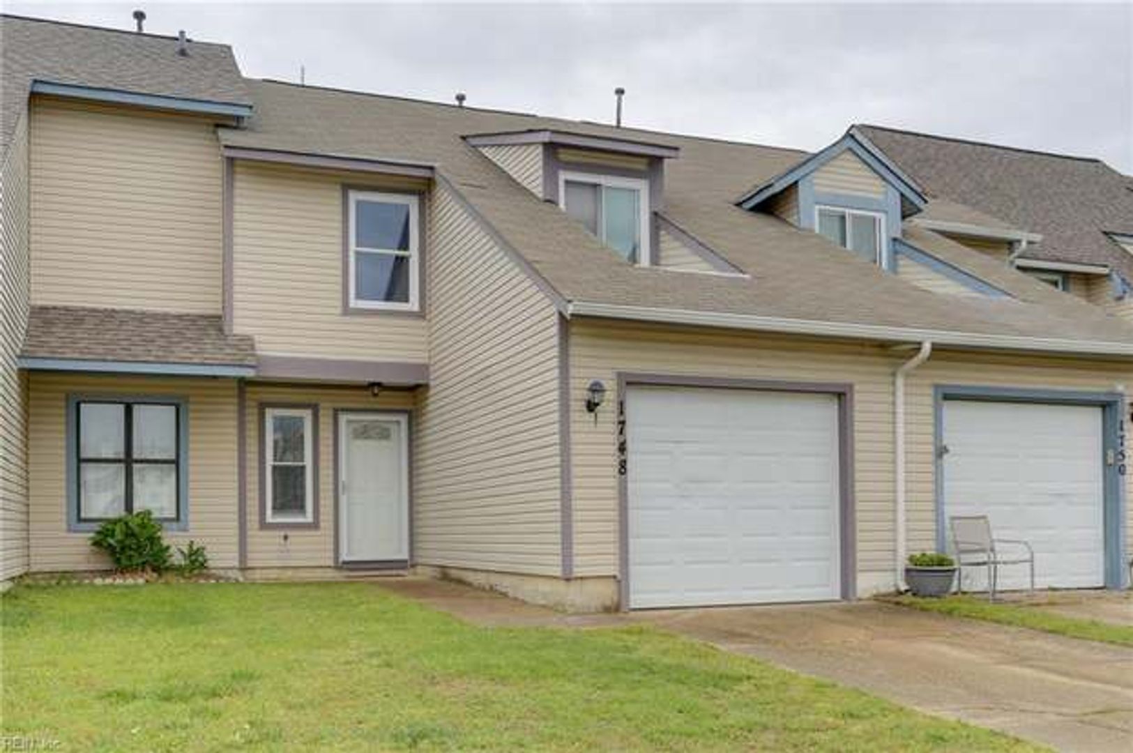 Virginia Beach House: 1748 Unicorn Drive