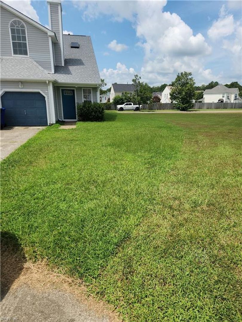 Suffolk House: 523 Catapult Court