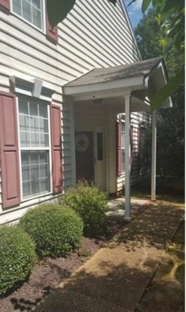 Williamsburg House: 4257 Falcon Creek Drive