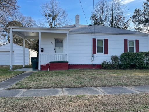 3 Bedroom Home With Washer/Dryer Hookups – photo 1
