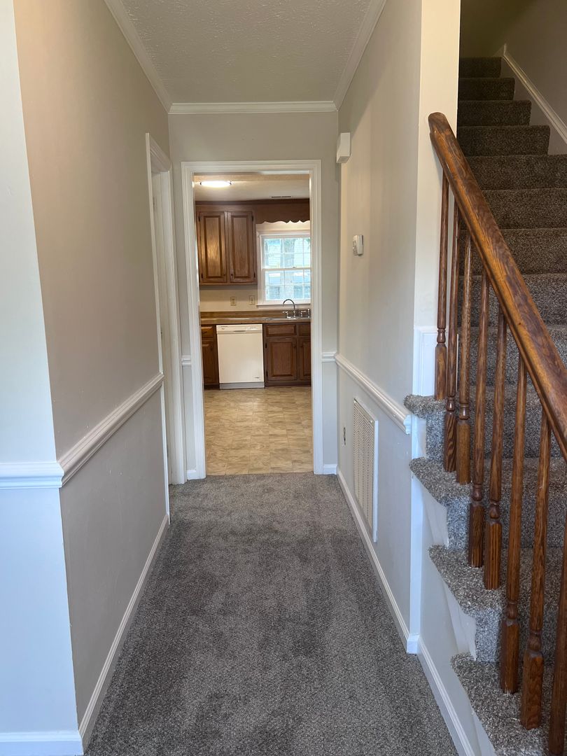 Newport News House: 724 Pilot House Drive