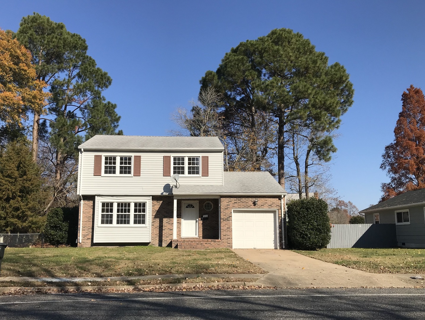 Hampton House: 92 Fort Worth Street