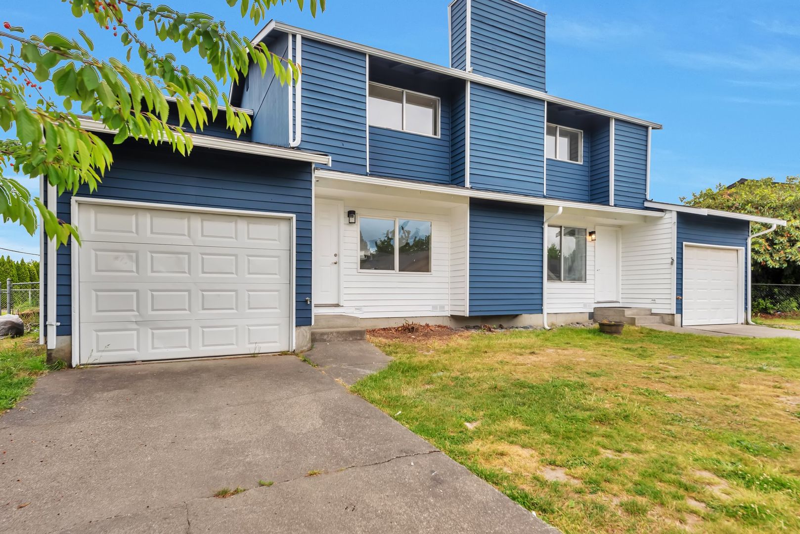 Auburn Multiplex: 1702 C St SE #B