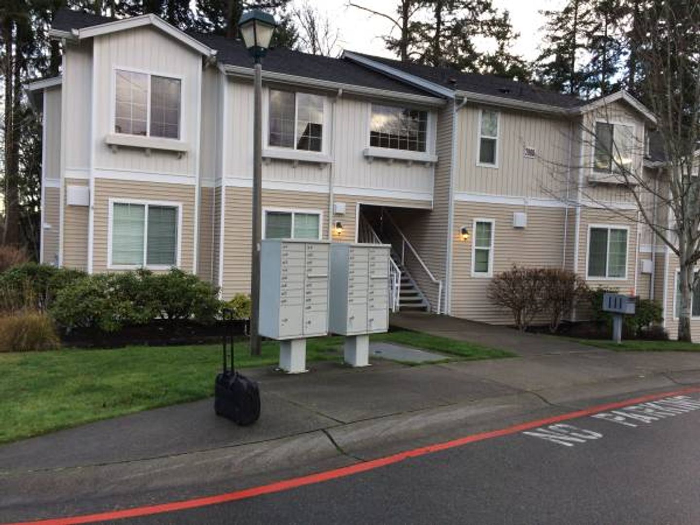 Renton House: 2800 SE 8th St #2132