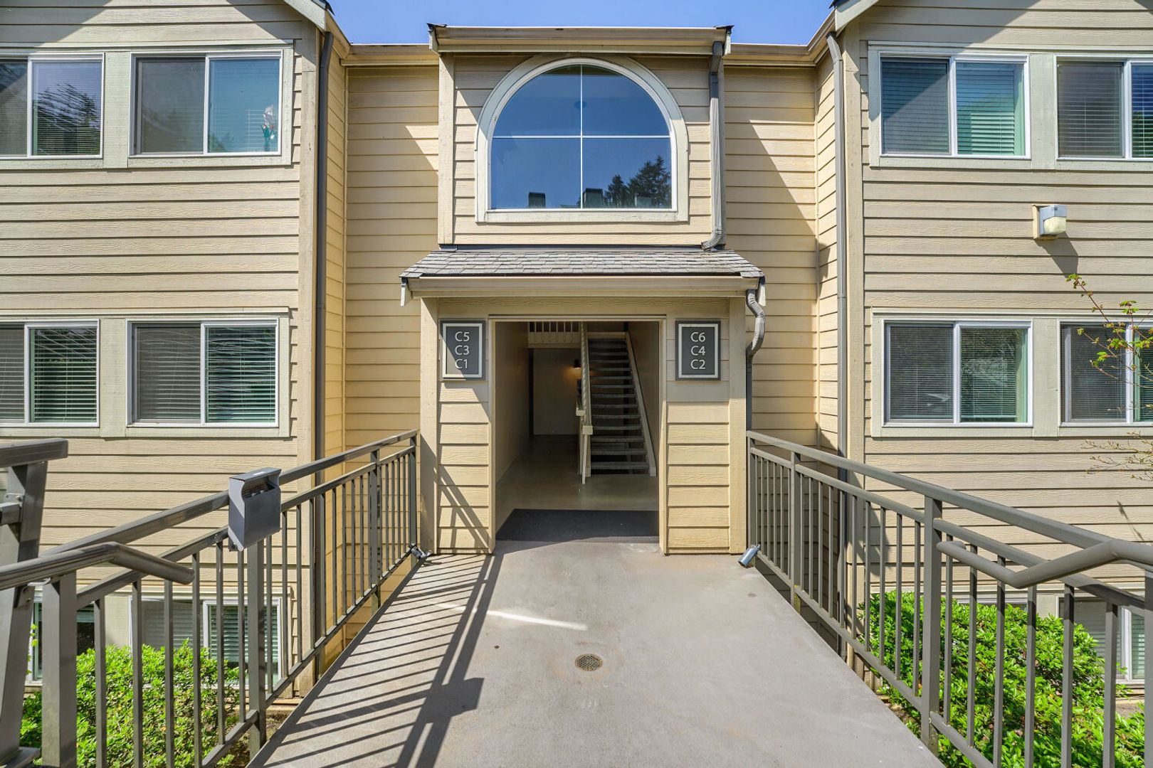 Bellevue Condo: 3811 130th Ln SE #C3