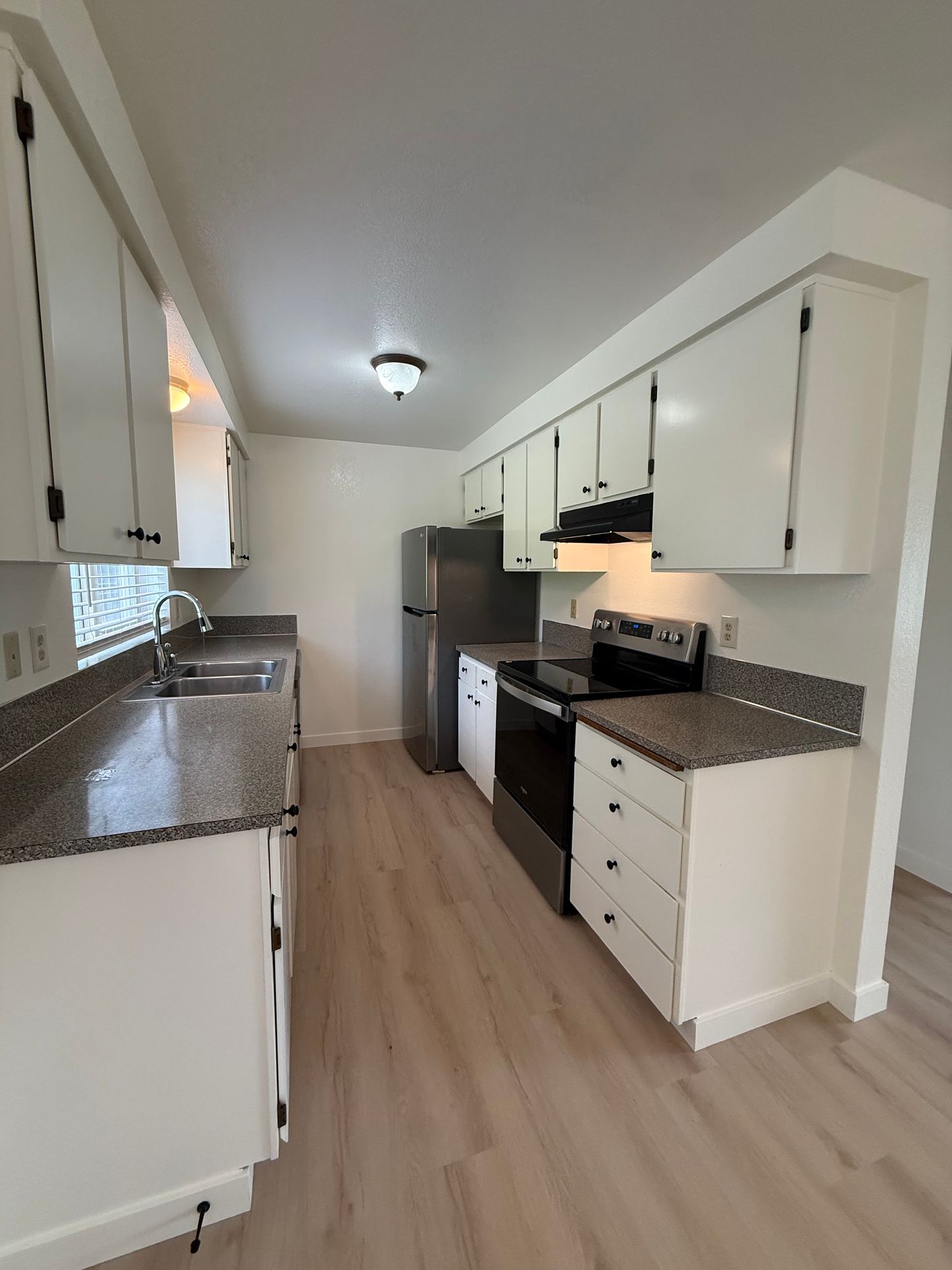 67th Ave NE 7511 6 of 12