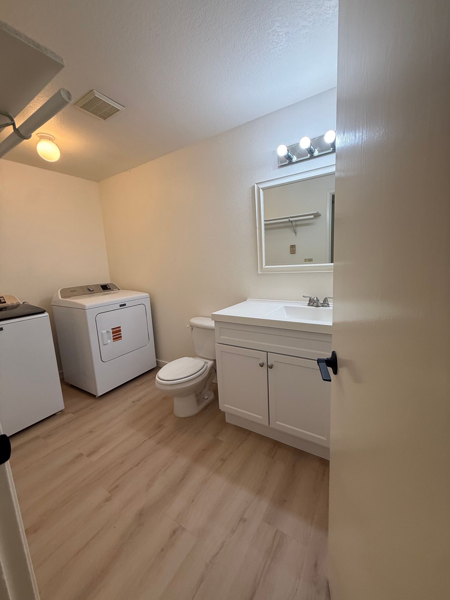 67th Ave NE 7511 7 of 12