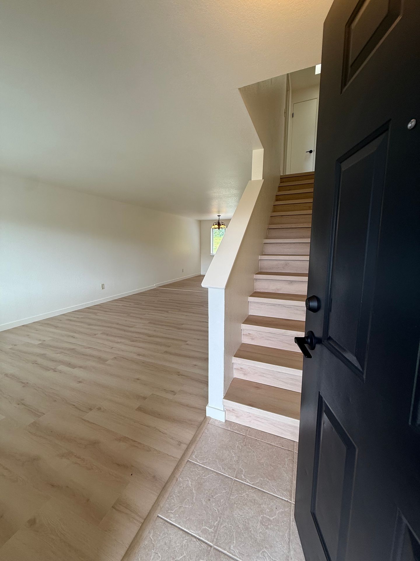 67th Ave NE 7511 2 of 12