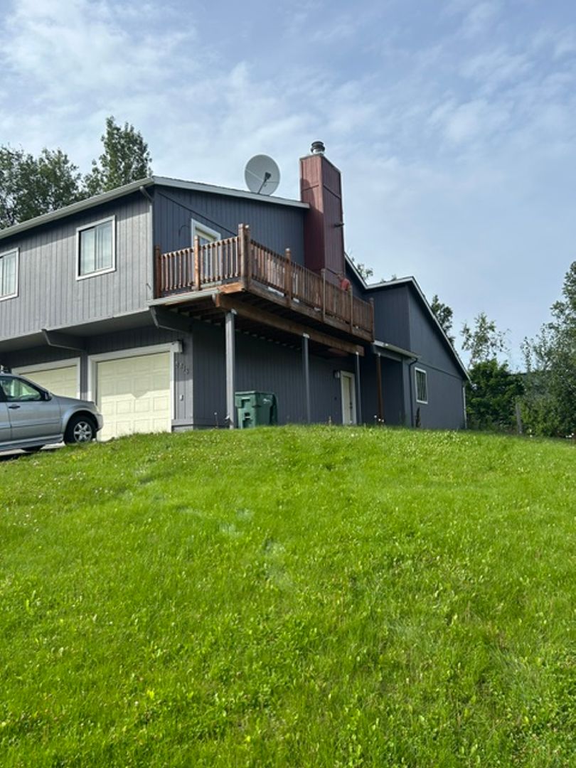 Anchorage House: 8413 Little Dipper Avenue