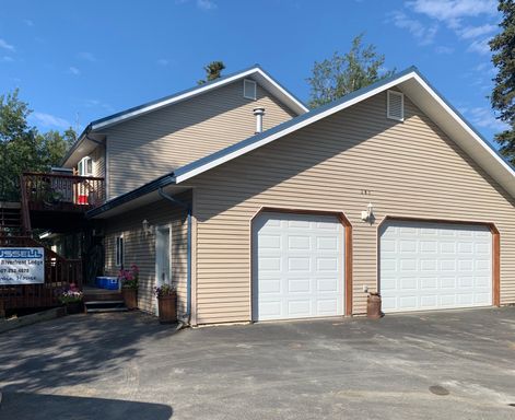 SEASONAL FURNISHED RIVERFRONT DUPLEX RENTAL