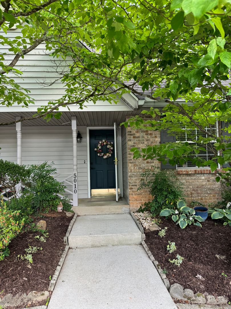 Knoxville House: 5010 Trace Manor Ln