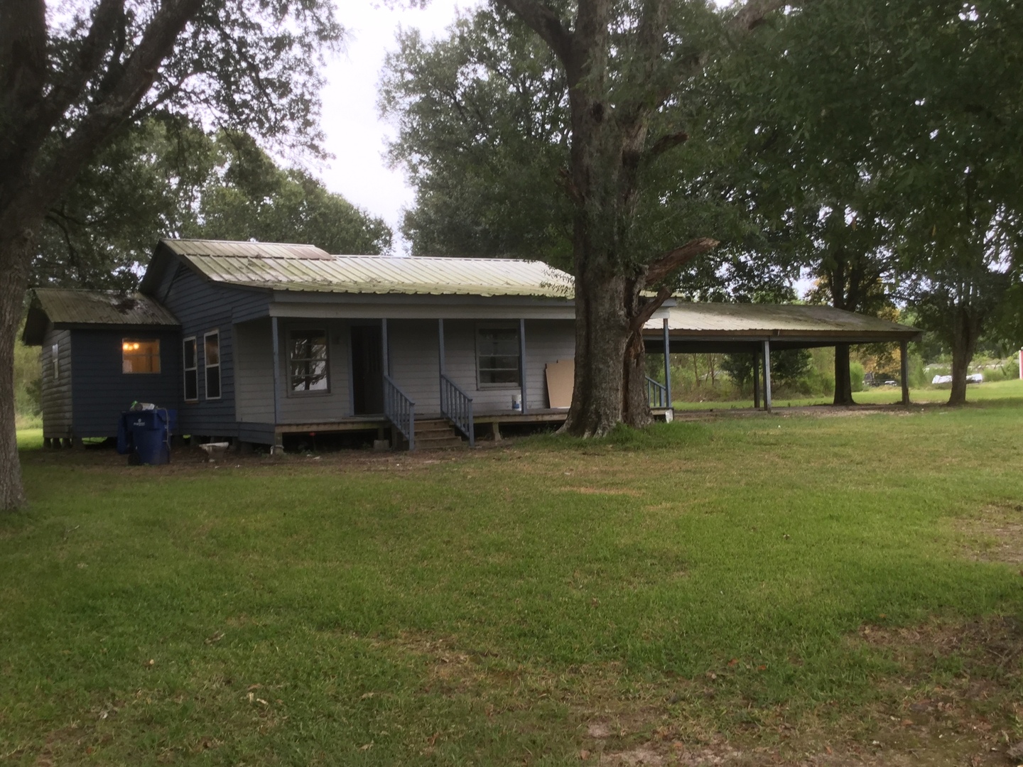Leesville House: 2604 Bailey Rd