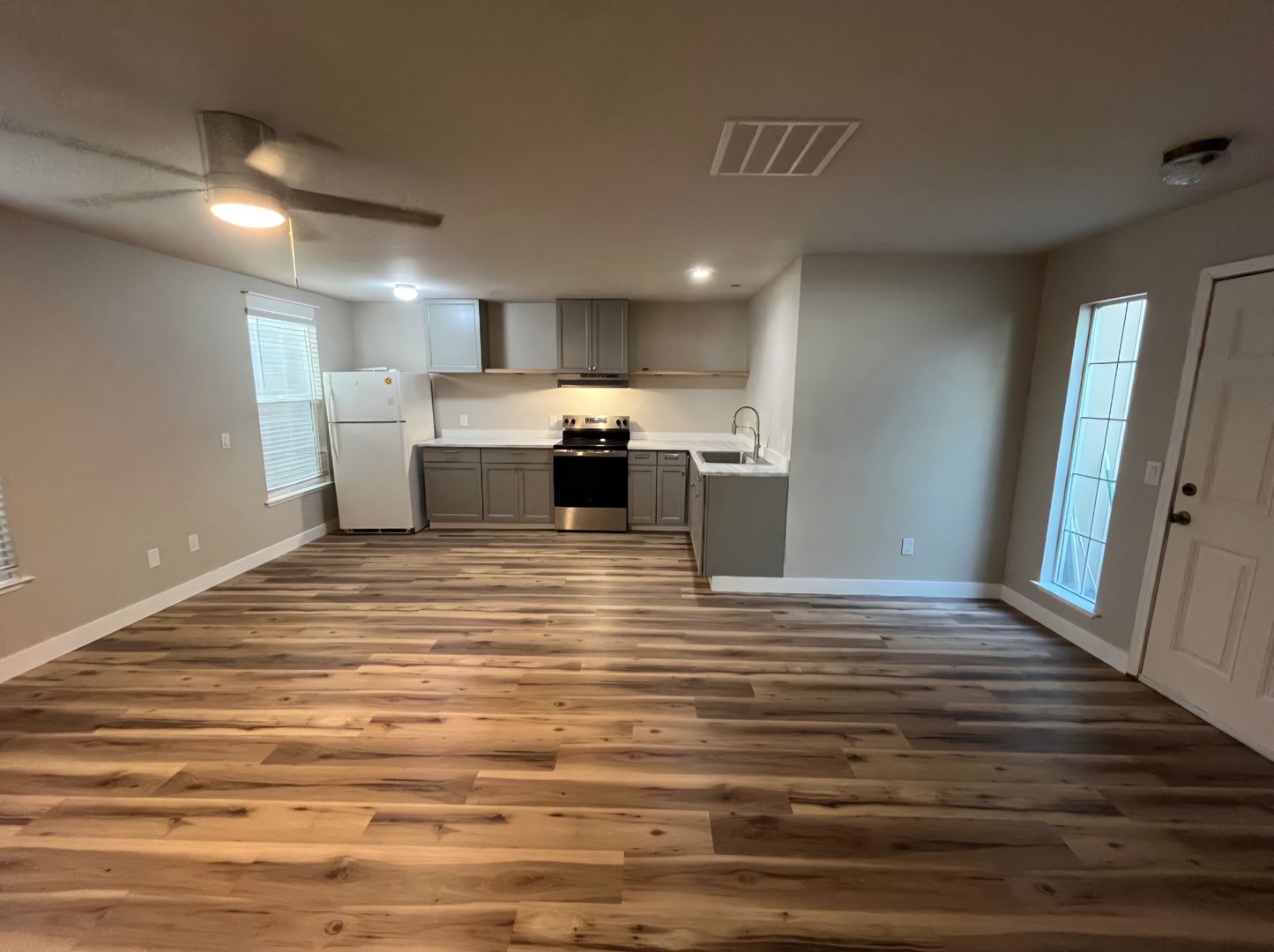 Sonora Apartment: 100 South Shepherd St.