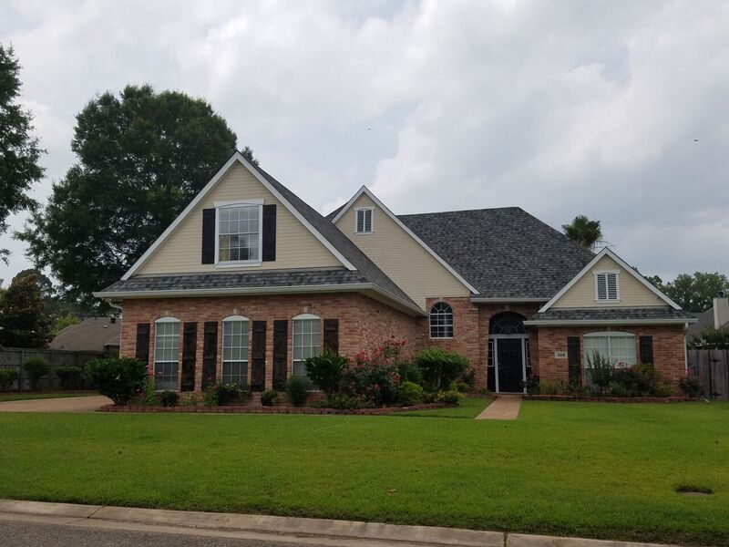 Shreveport House: 408 Hidden Oaks