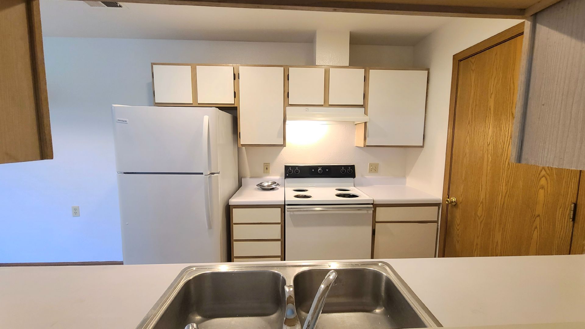Festus Apartment: 1 Oak Knoll Dr.