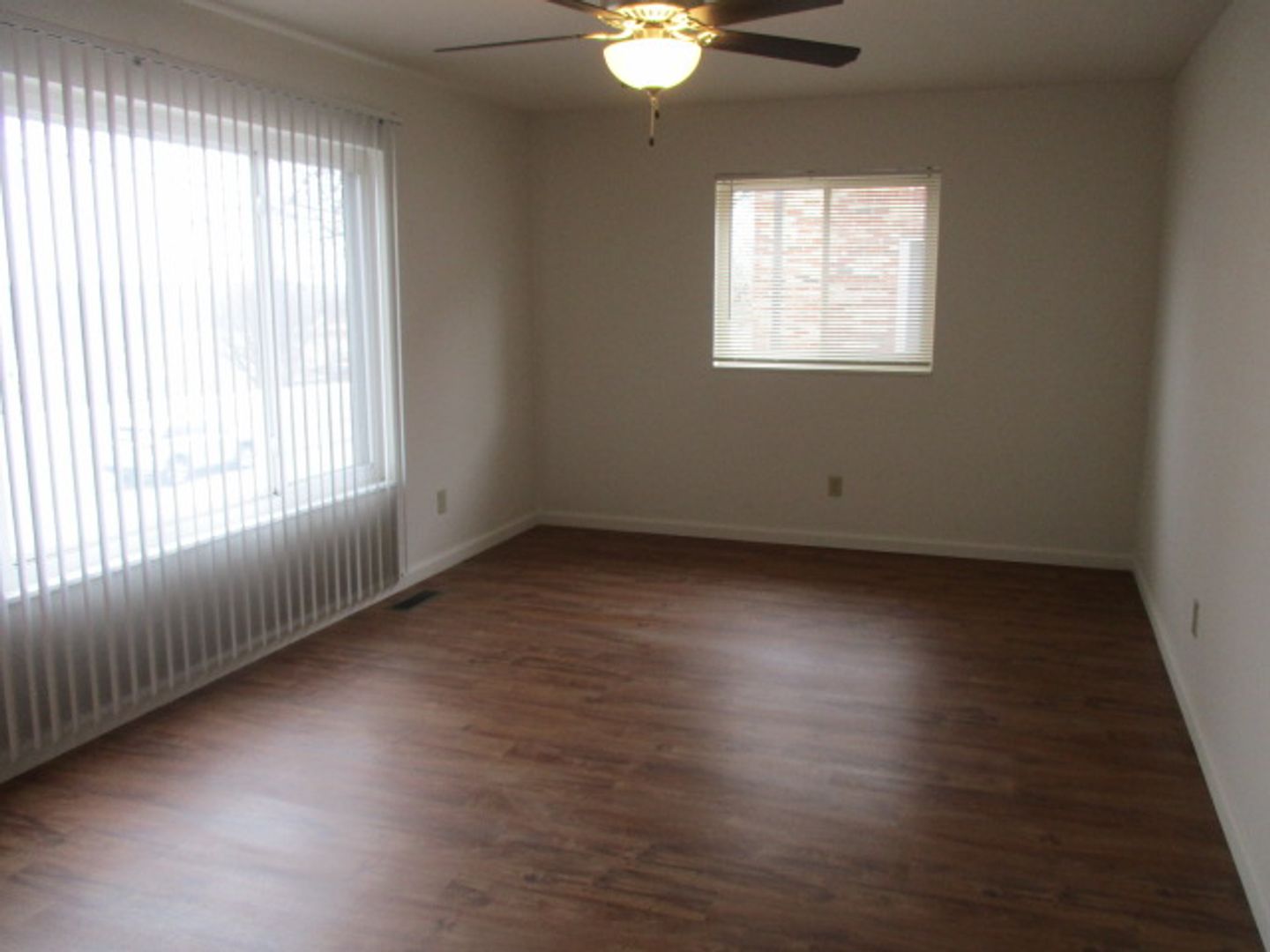 St. Louis Apartment: 5226 Lemay Ferry Rd