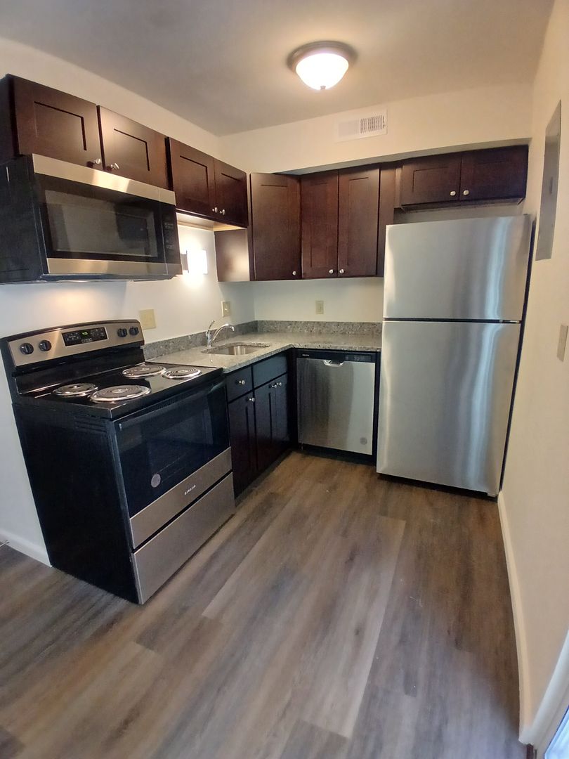 St. Louis Apartment: 11515 Gravois Road