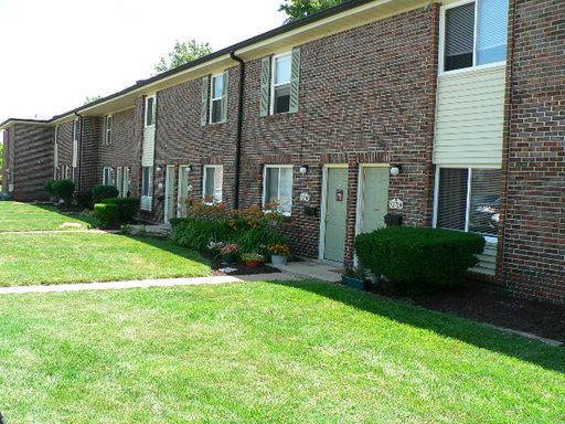 1 Bed Townhouse - All Electric – photo 1