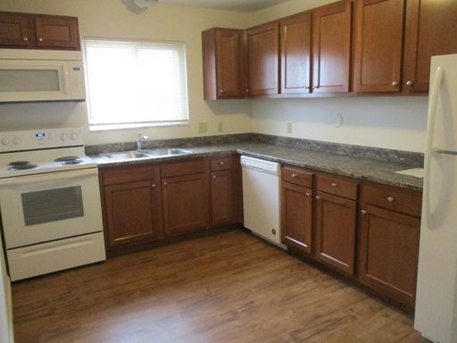 1bd/1 bath - 2nd Floor - Non Smoking Building – photo 1