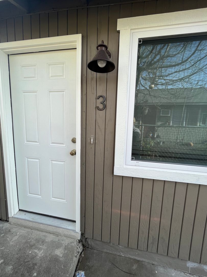 Medford Apartment: 601 Beatty Street