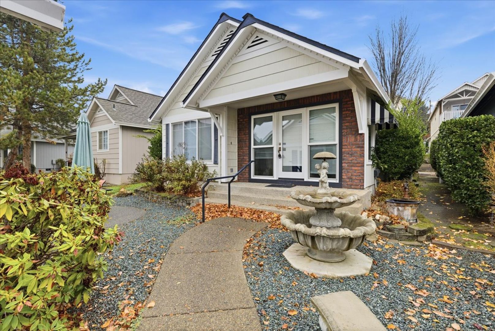 Medford House: Scottsdale Circle