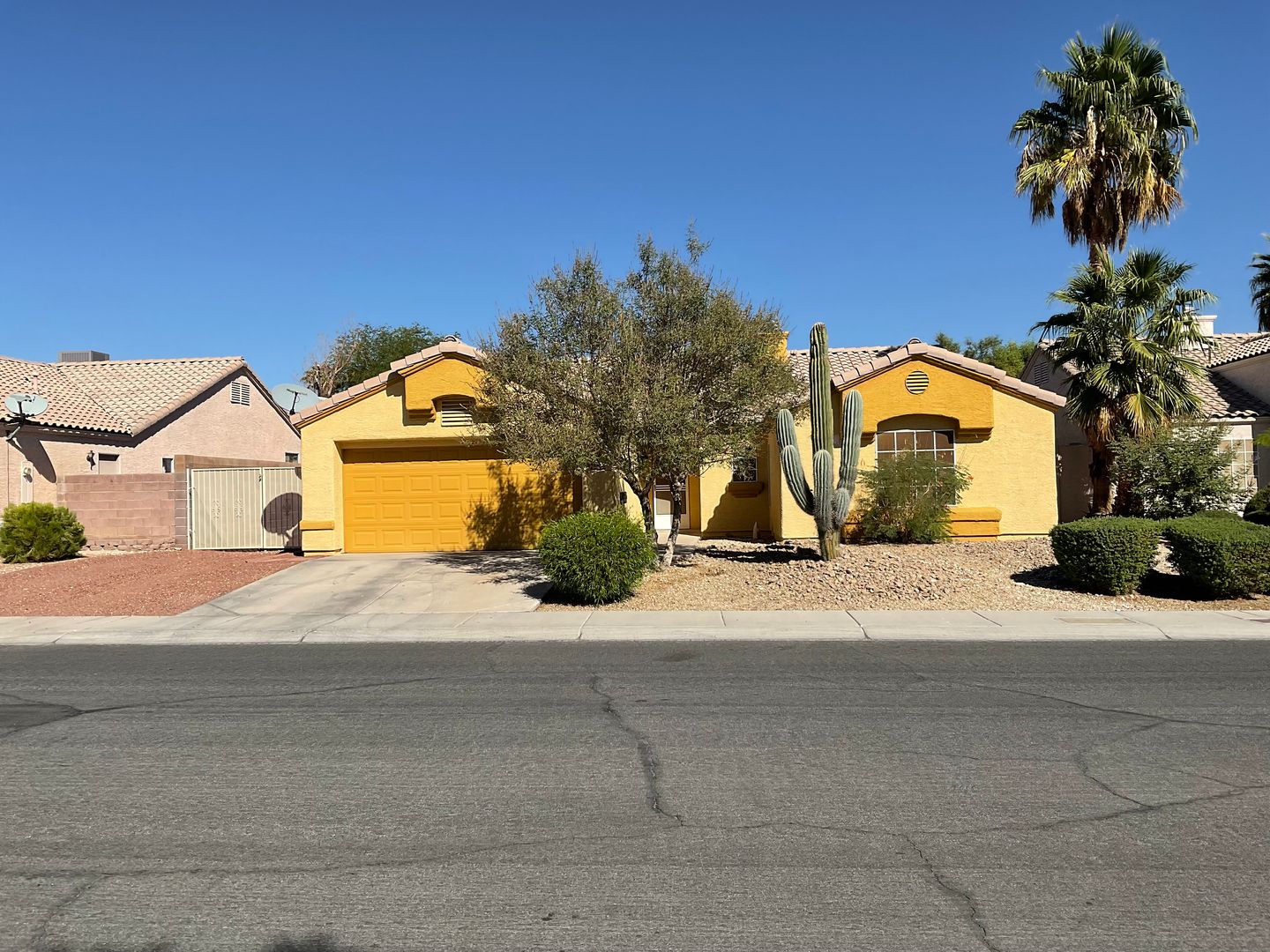 Las Vegas House: 6120 Browning Way