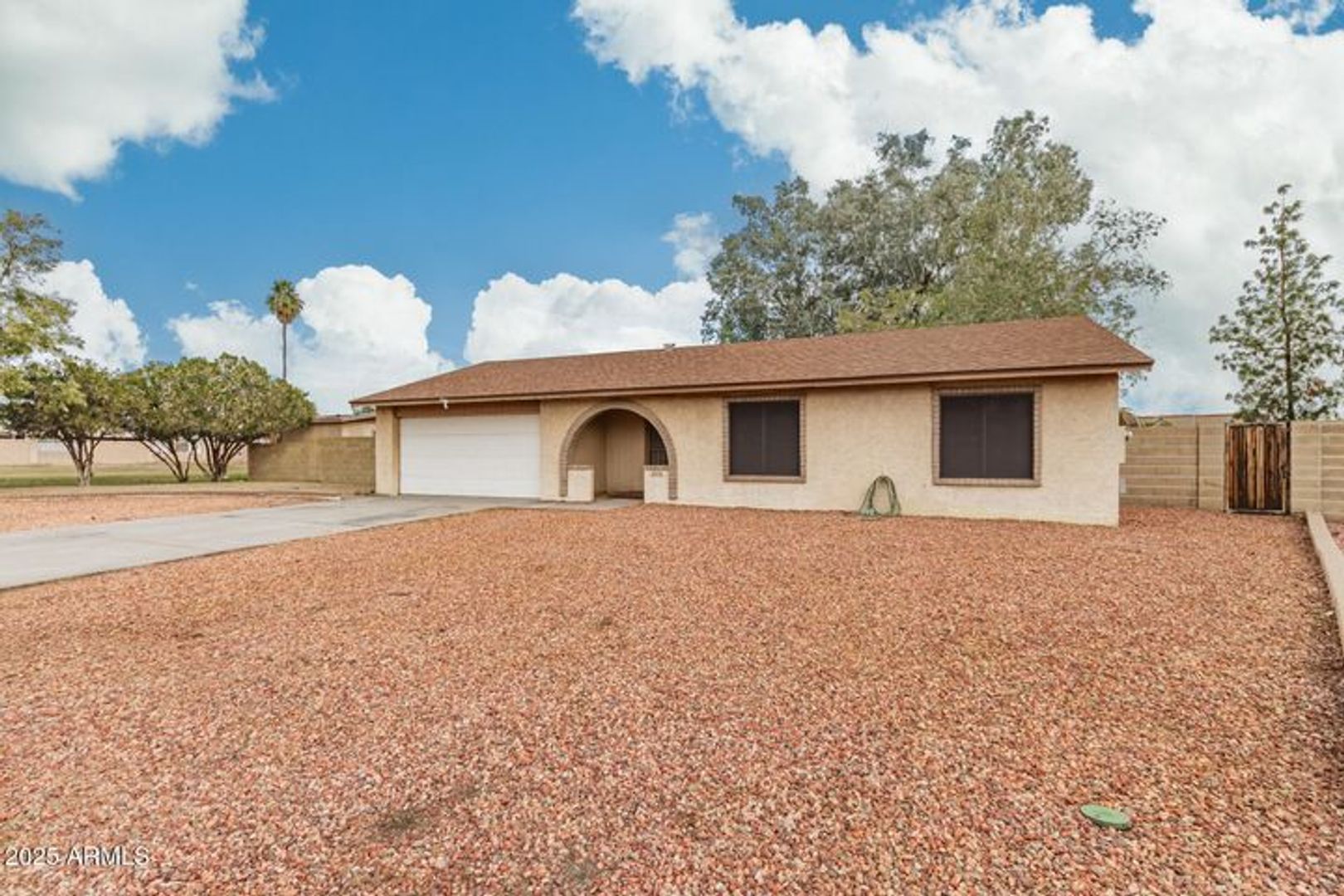 Phoenix House: 16043 N 30th Ave