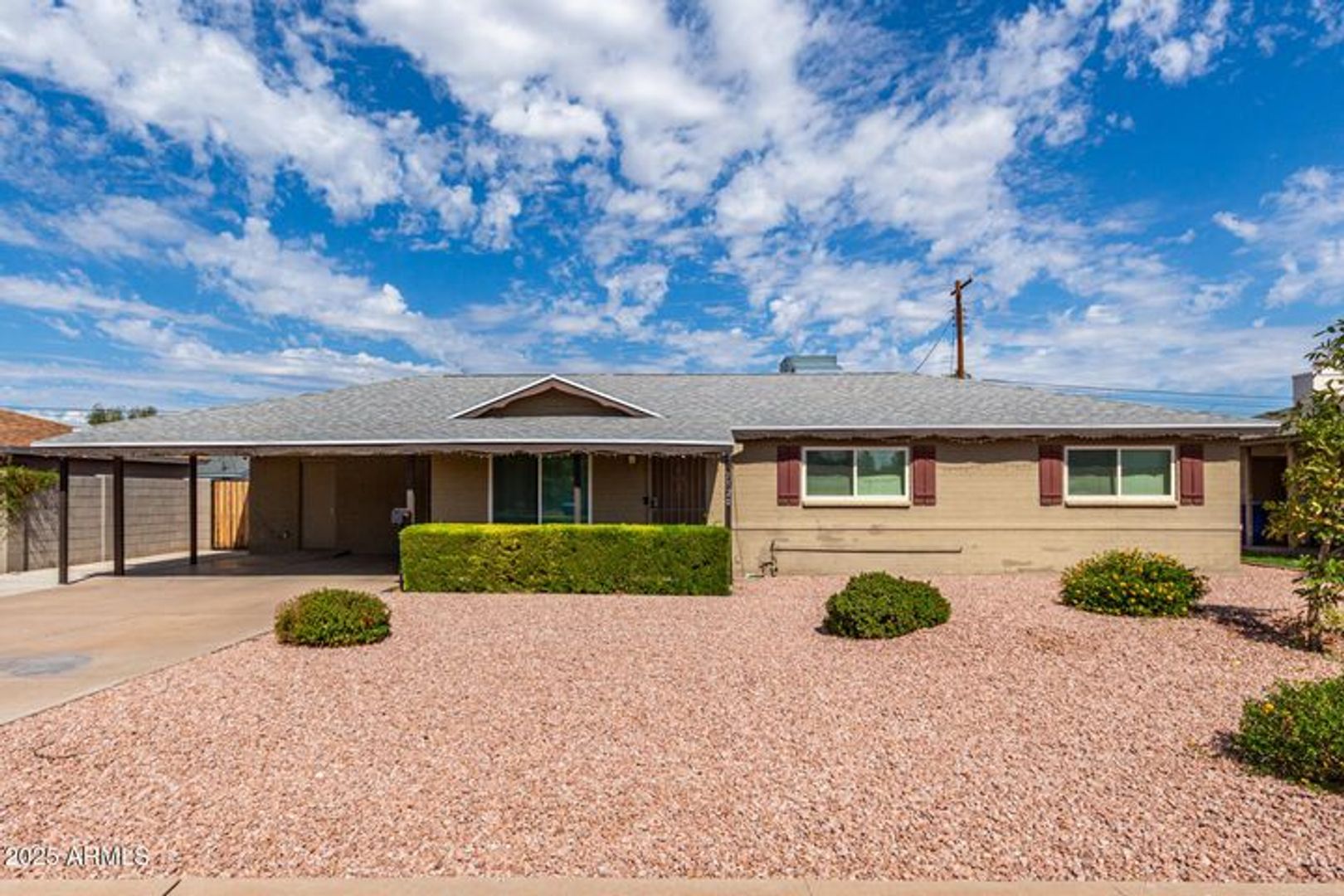 Tempe House: 1520 W 6Th St