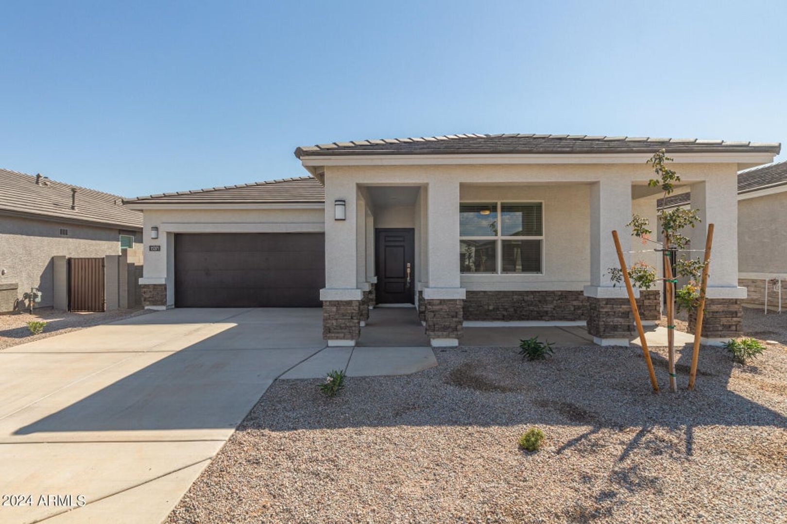 Surprise House: 15371 W Smoketree Dr