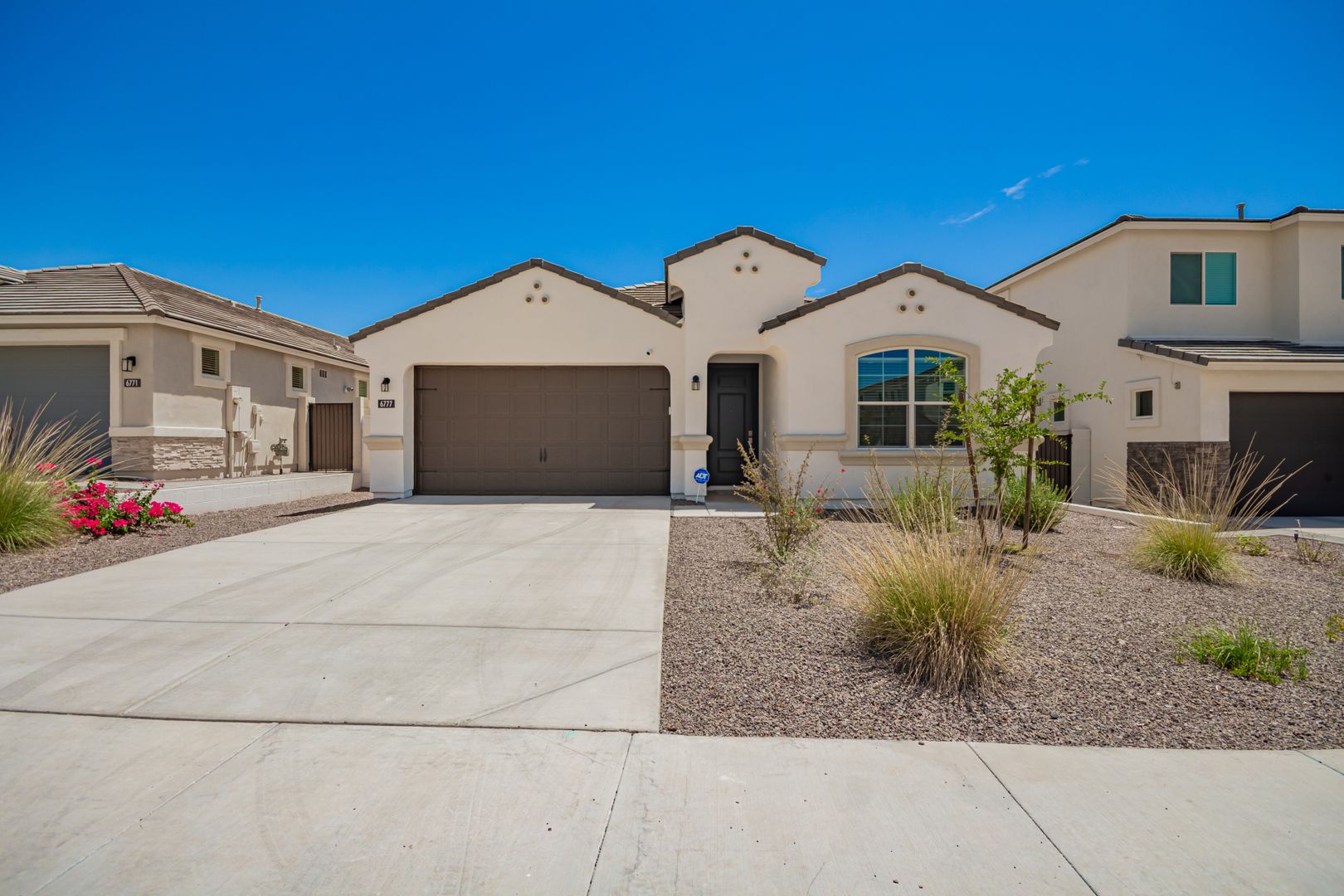 Peoria House: 6777 W Molly Ln