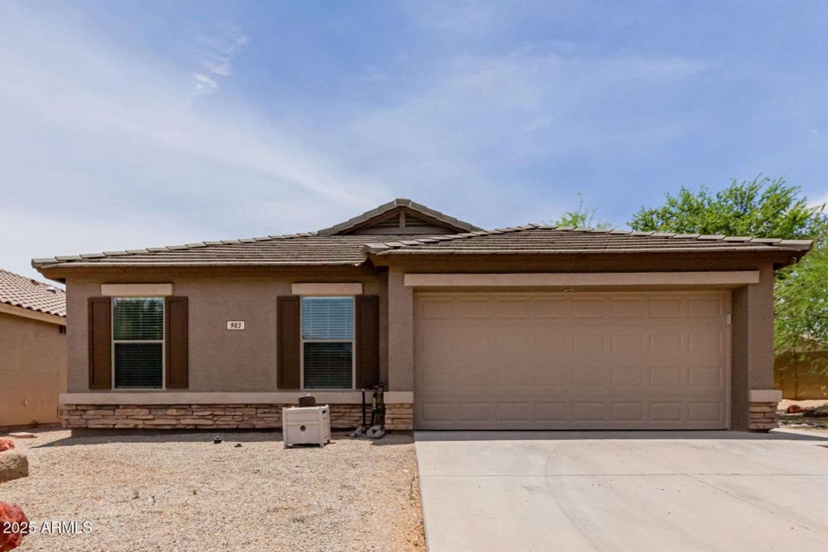 San Tan Valley House: 983 E Palomino Way