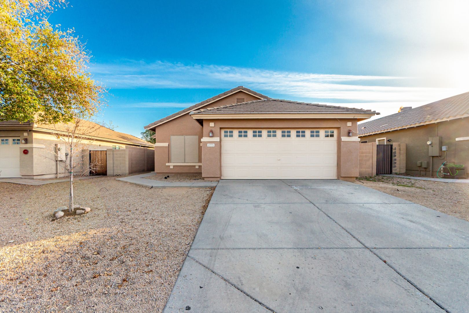 Surprise House: 17771 W Ventura St