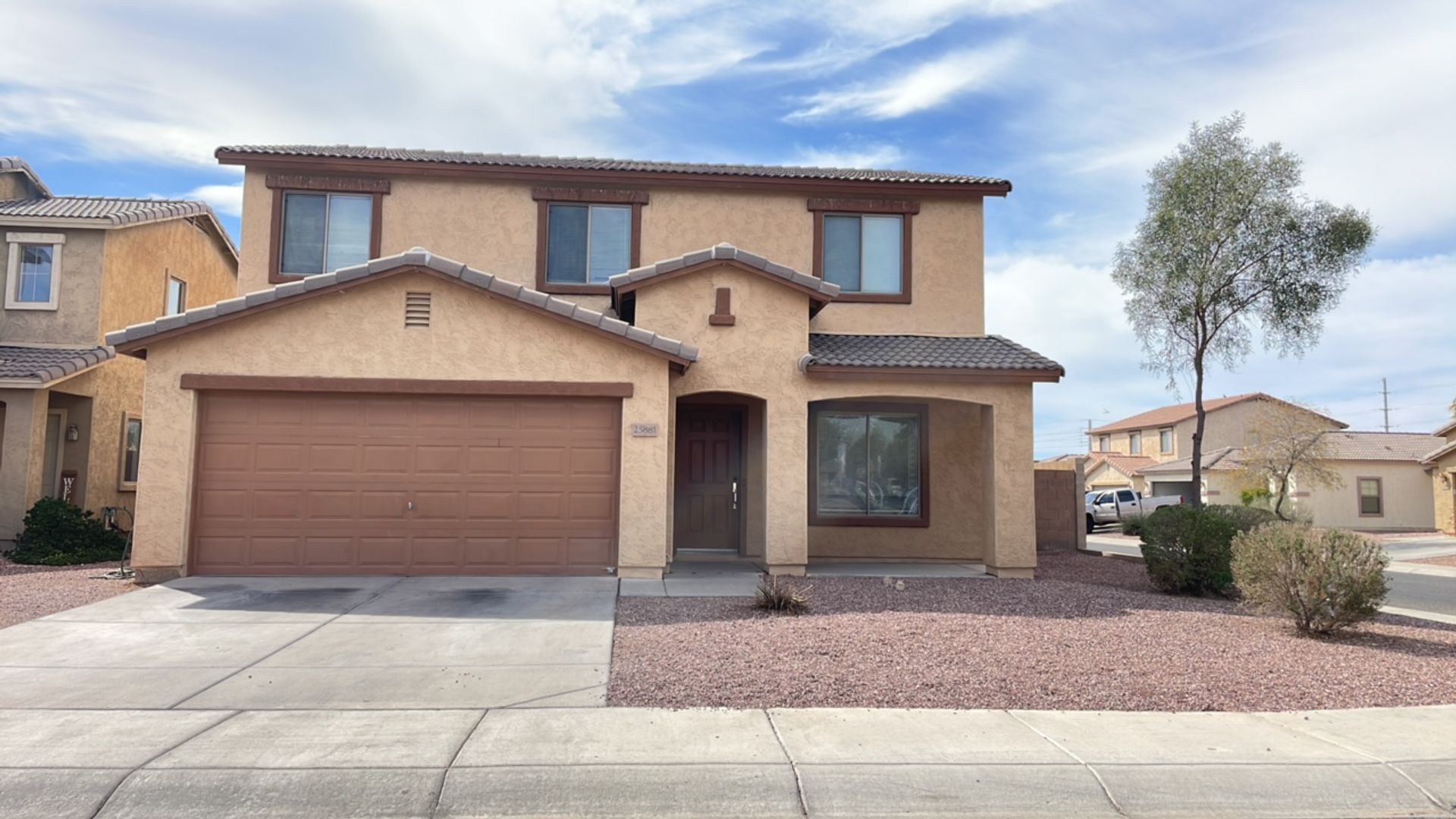 Buckeye House: 25881 W North Star Pl