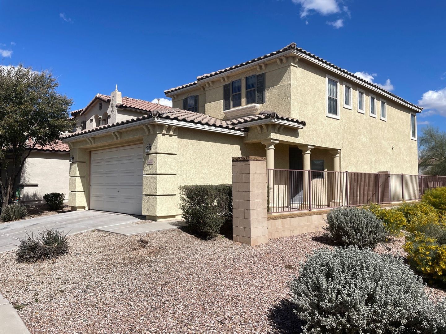 Maricopa House: 18235 N Alicia Ct