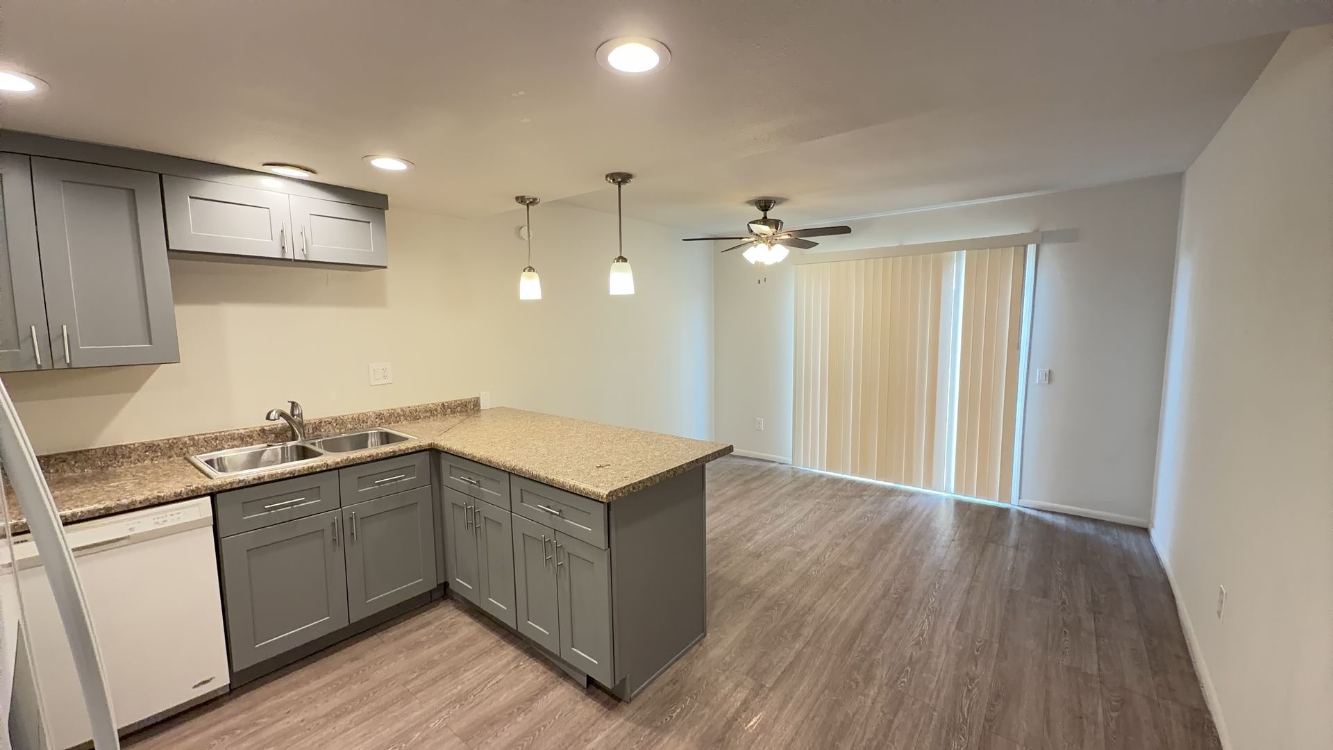 Phoenix Apartment: 4418 N 53Rd Ln