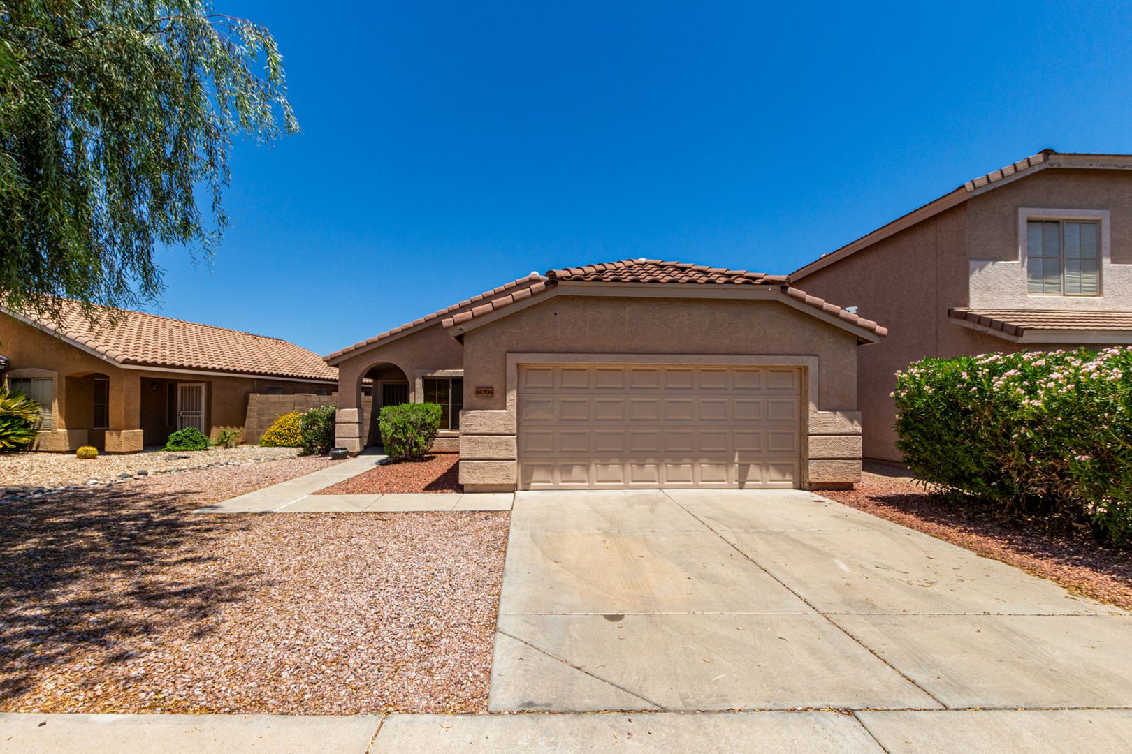 Surprise House: 14706 W Ely Dr