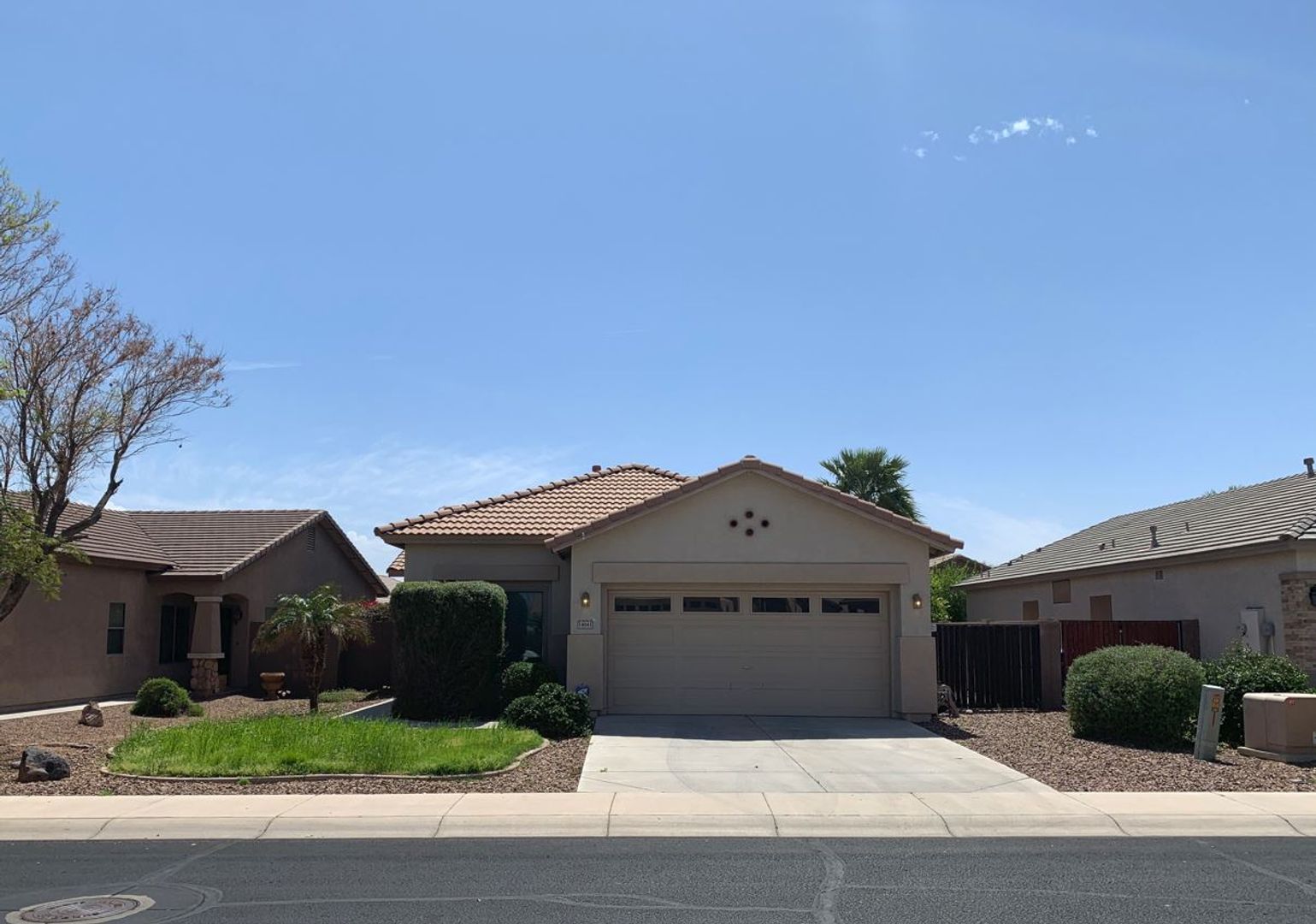 Surprise House: 14641 W Hearn Rd