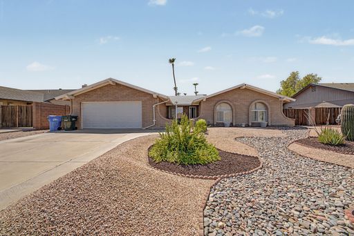 Move-in-ready 3 Bedroom 2 Bathroom Scottsdale Home! – photo 1